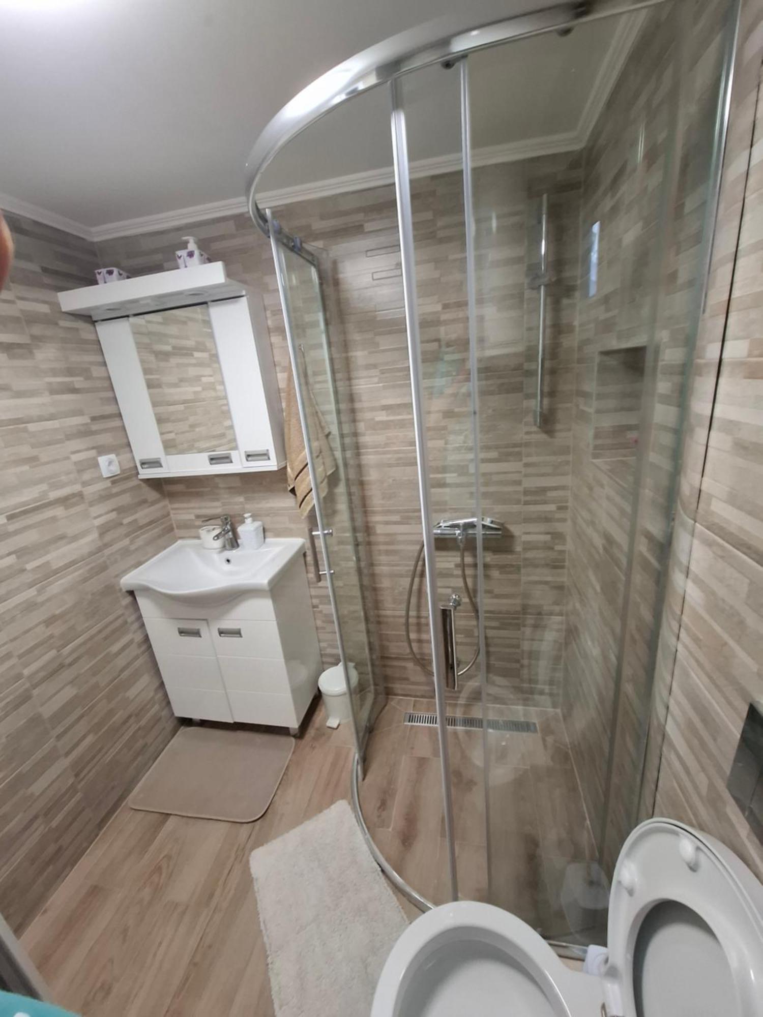 Apartment Sleep'n Drive Belgrado Buitenkant foto